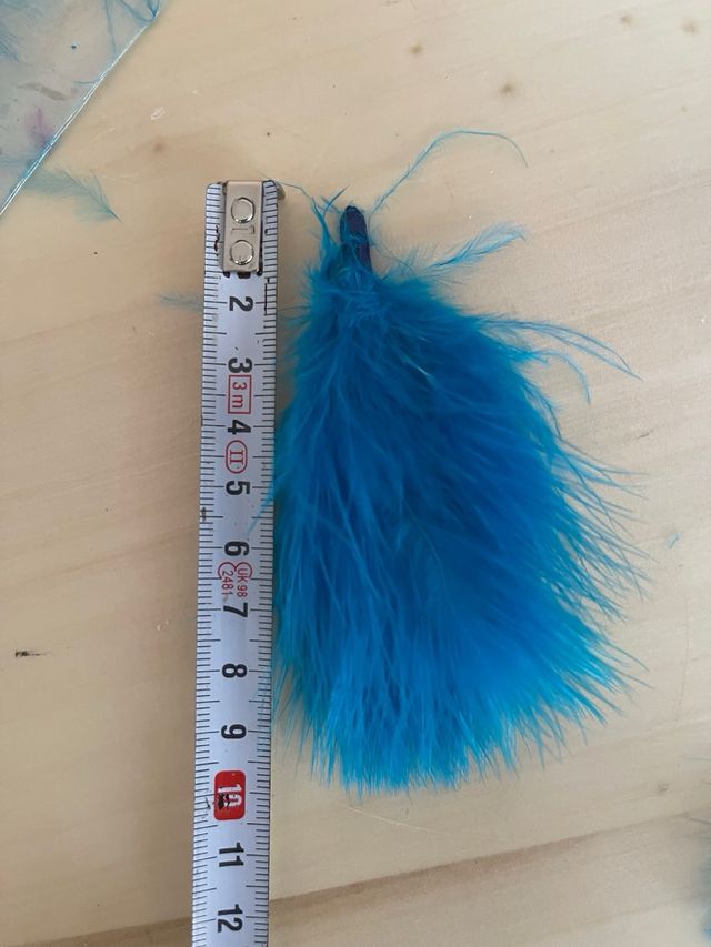 Plumas naturales  azules: 25 piezas - Manualidades