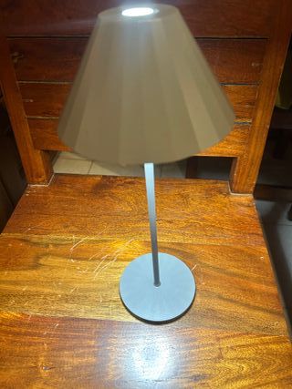 Lampada da tavolo Lamart LED Grigia
