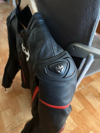 Chaqueta moto piel ARMURE M