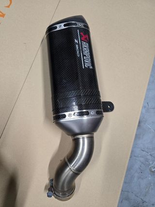 Akrapovic z900