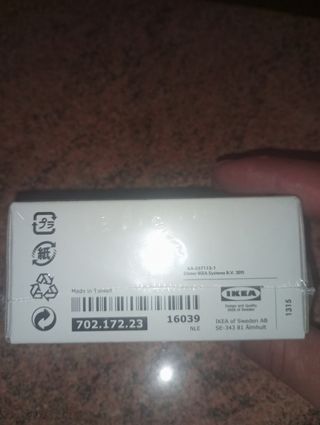 Soportes Ikea BETYDLG (2uds)y dos terminales