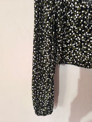 Top manga larga estampado flores
