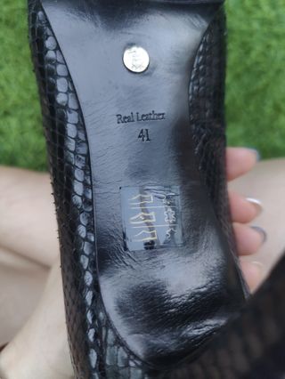 Tacones negros Massimo Dutti