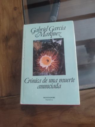 Libro " Crónica de una muerte anunciada"