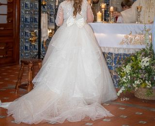 Vestido comunión niña con cola