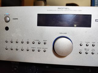 Amplificador Rotel RSX-1057 plata