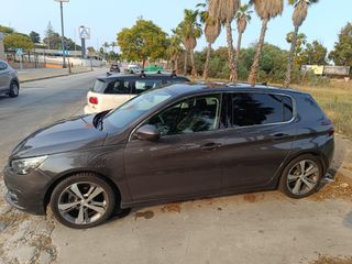 Peugeot 308 2019 gasolina 1.2 pegatina C nuevo