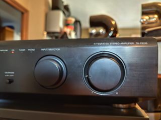SONY TA-FE210 Amplificador Estéreo