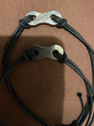 Braccialetti e portachiavi