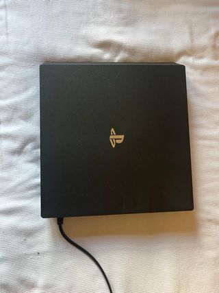 PS4 Pro (PlayStation 4 Pro) 1TB + 2 mandos + VR