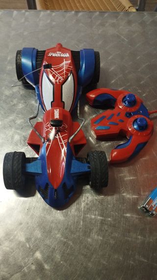 Coche teledirigido Spiderman