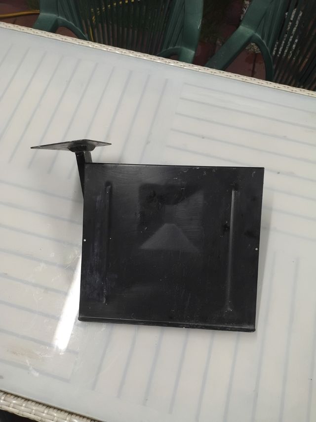 Soporte TV antiguo de pared