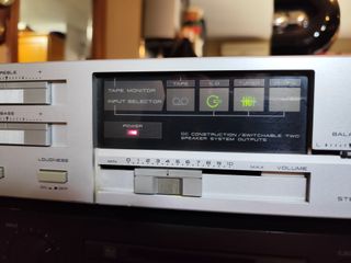 Amplificador AKAI AM-A201 - Gris Plata