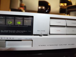Amplificador AKAI AM-A201 - Gris Plata