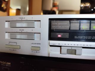 Amplificador AKAI AM-A201 - Gris Plata