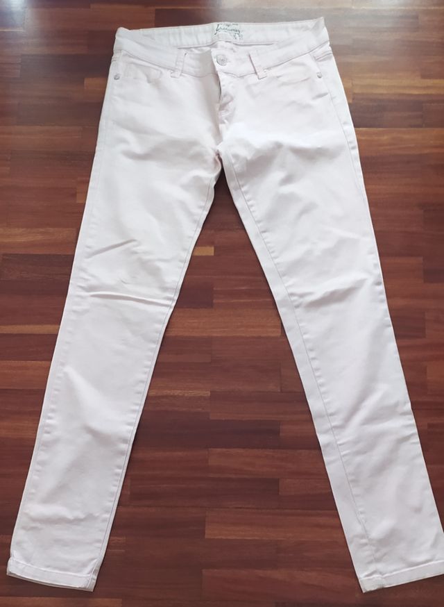 Pantalones, talla 40 + regalo chaqueta