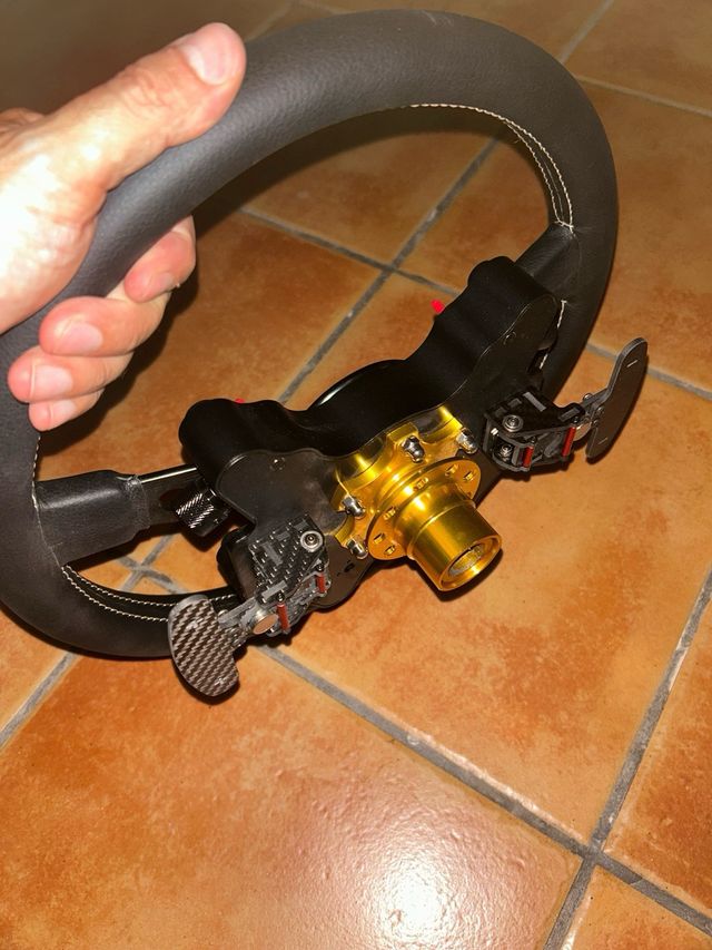 Volante Momo Prototipo F1