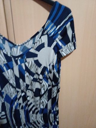 Vestito estivo blu e bianco