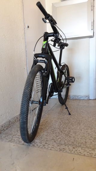 Bicicleta 24" niño BIOCYCLE ELIXIR. REGALO CASCO