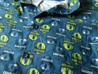 Camisa MDH GIFTS estampada BIGFOOT original Nueva!
