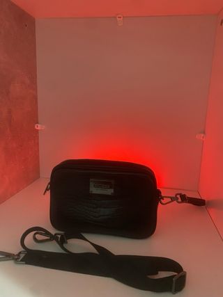 Bolso bandolera Guess negro