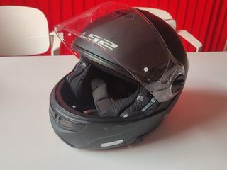 Casco moto LS2 negro mate femenino