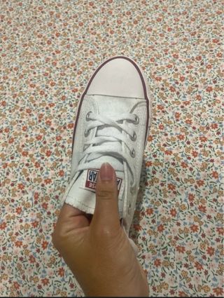 Zapatillas tobilleras blancas