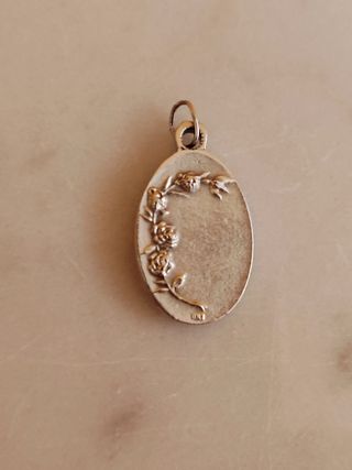 Medalla Santa Cecilia antigua