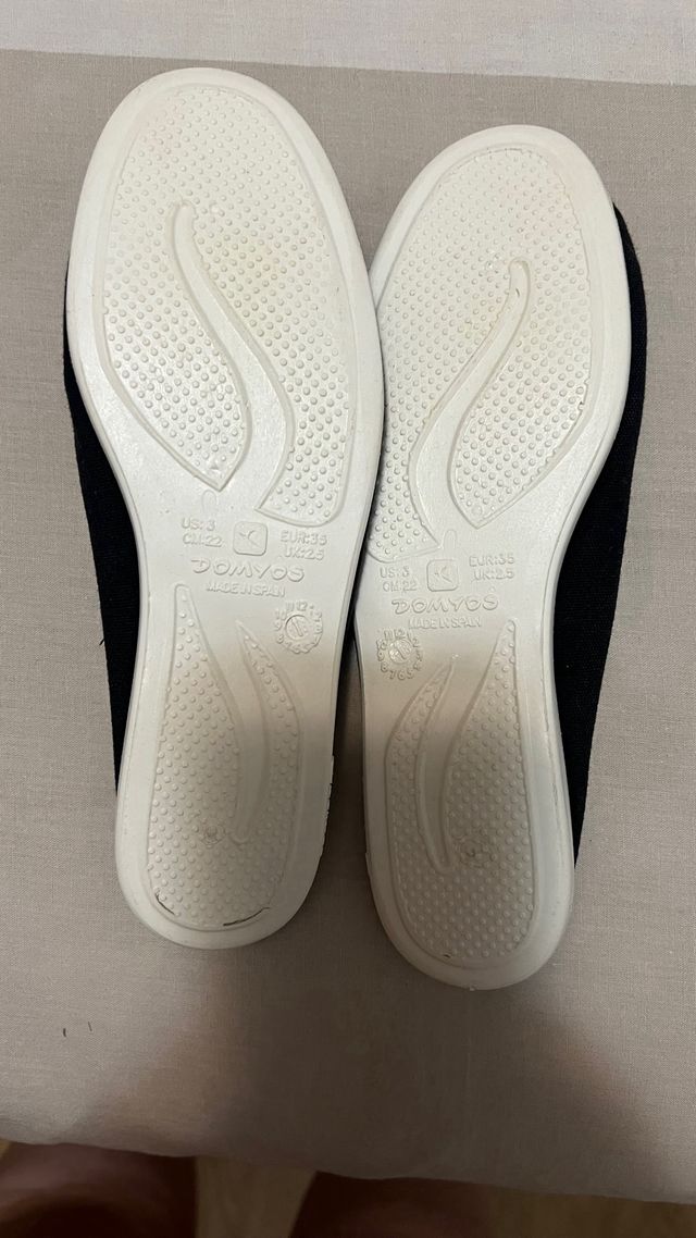 Zapatillas gimnasia  talla 33