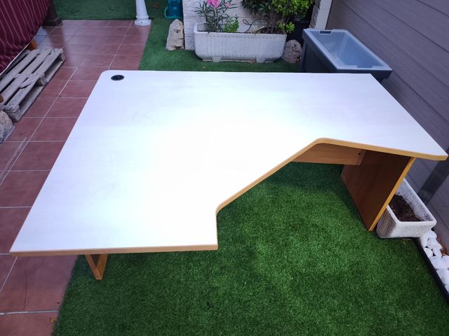Mesa escritorio esquinera madera