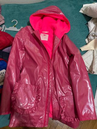 Abrigo Billieblush niña rosa brillante