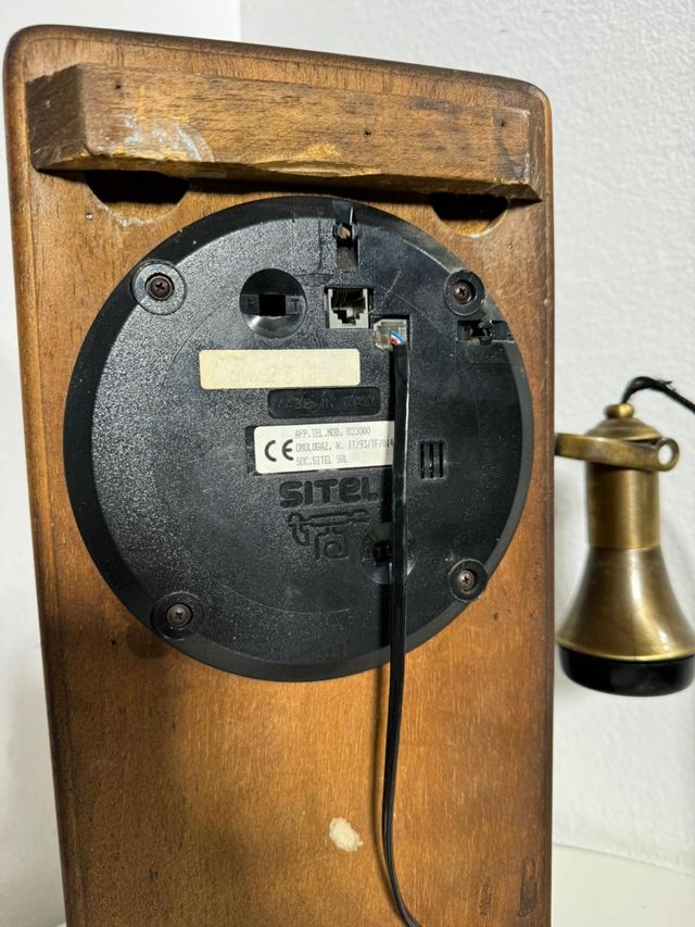 Telefono vintage anni '70 legno