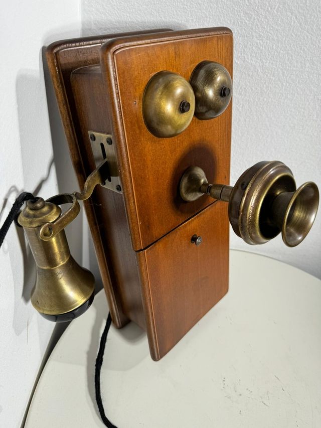 Telefono vintage anni '70 legno