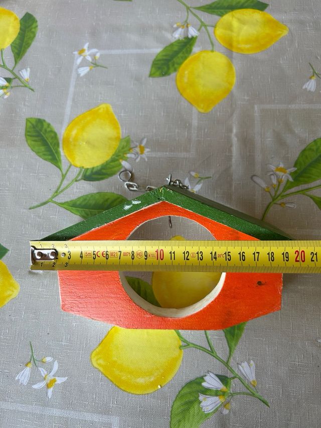 Casetta legno uccelli arancione-verde