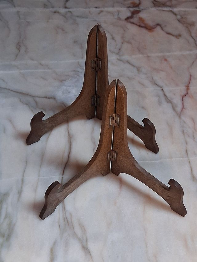 2 Cavalletti legno per piatti