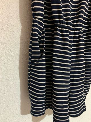Mono corto de rayas azul marino