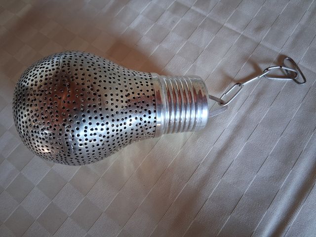 Lampada orientale in metallo