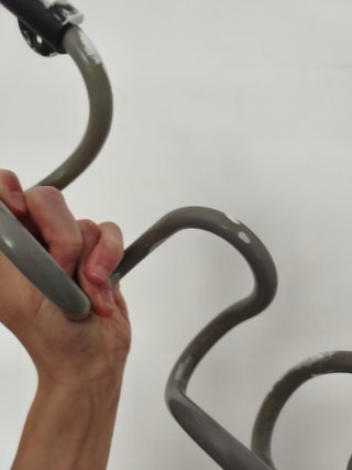 Perchero vintage gris metal