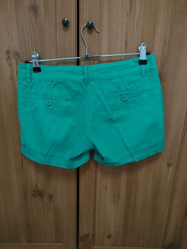 Shorts verdes mujer