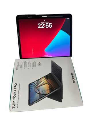 iPad Pro 12.9" (4ª gen) + funda Logitech