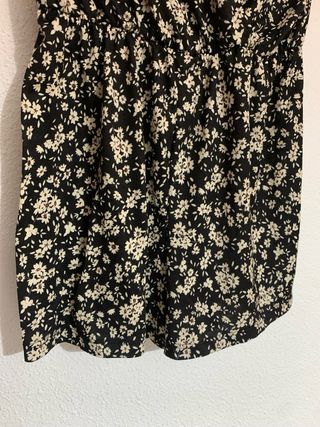 Mono corto de flores - Negro y blanco