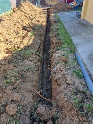 Alquiler Miniexcavadora CX35B -