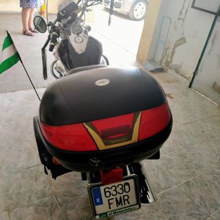 Suzuki Intruder 250cc - Moto Custom