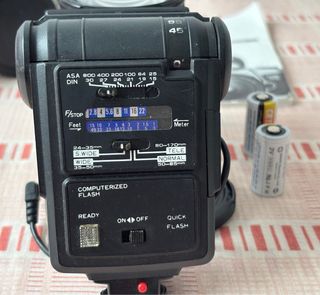 Cámara analógica Canon EOS 500N