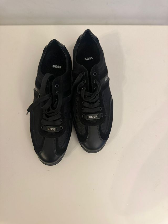 Sapatos BOSS Homem - Pretos