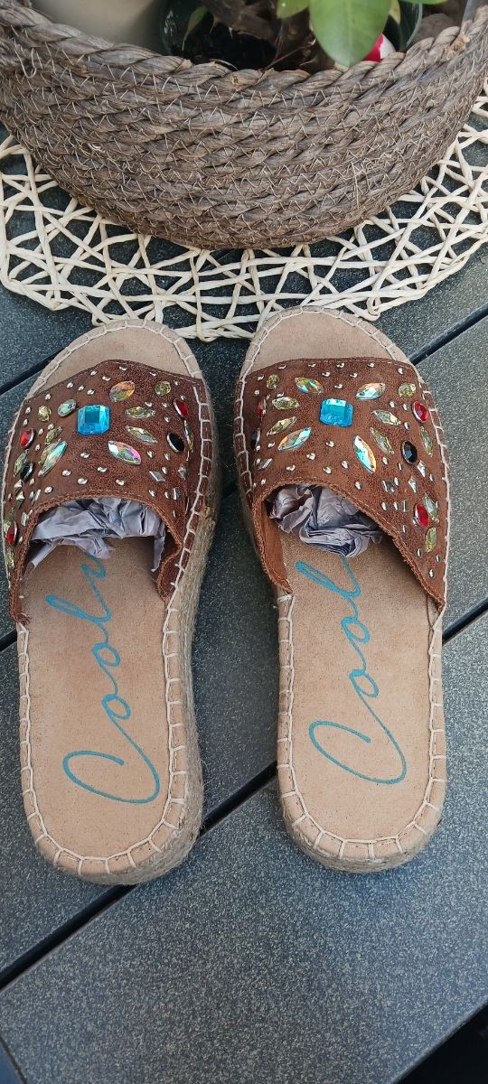 Cuñas esparto piel marrón decoradas mujer T-37