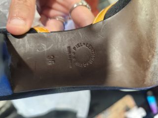 Zapatos de tacón negros