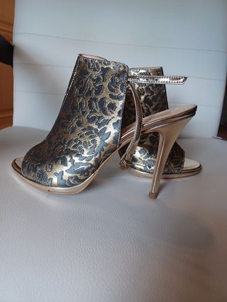 Sandali eleganti oro-grigio, tacco alto