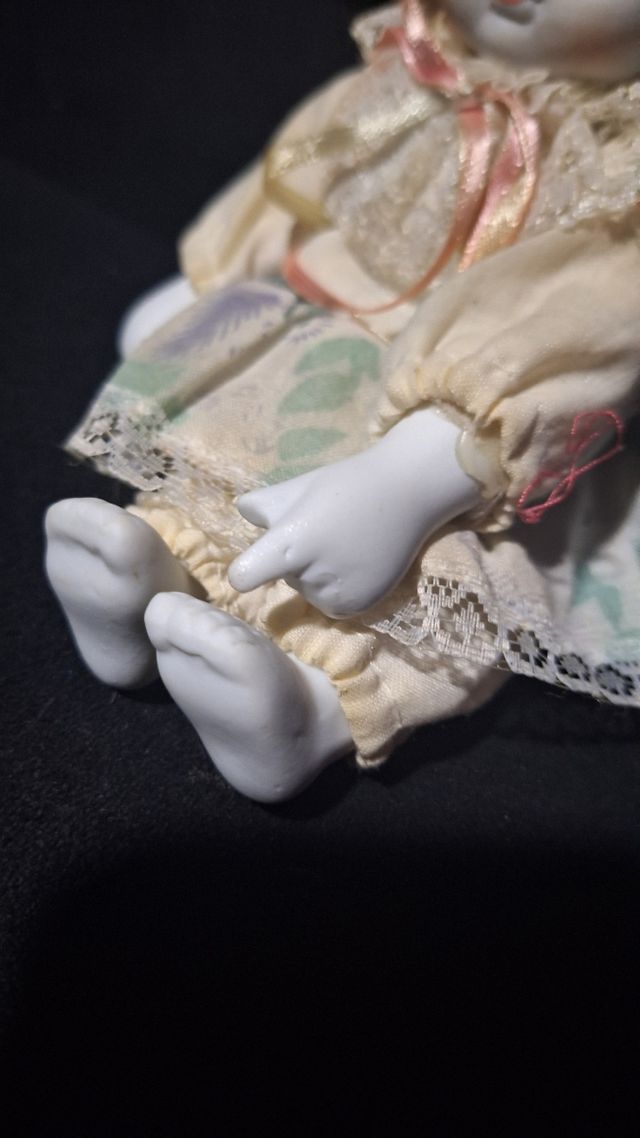 Muñeca porcelana antigua