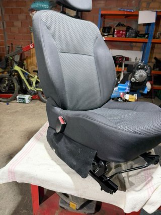 Asiento conductor  citan
